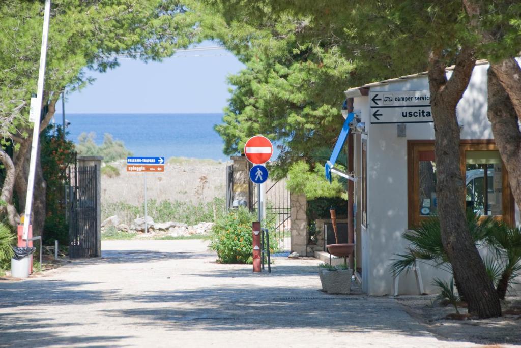 Camping Village La Pineta سان فيتو لو كابو المظهر الخارجي الصورة